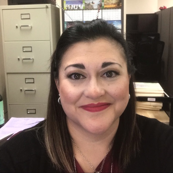 Meet your Posher, Priscilla - Picture 1 of 1